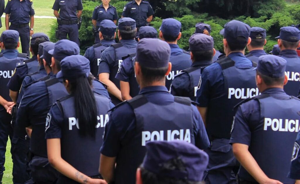 LA MANIFESTACIÓN PACÍFICA DE “LA MALDITA POLICÍA”